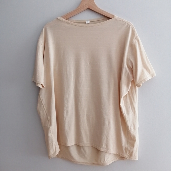 lululemon athletica Tops - Lululemon Back in Action Short Sleeve Pima Cotton T-Shirt Stripe Prosecco Size 8